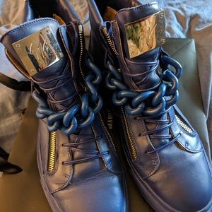 giuseppe zanotti high top blue chain link